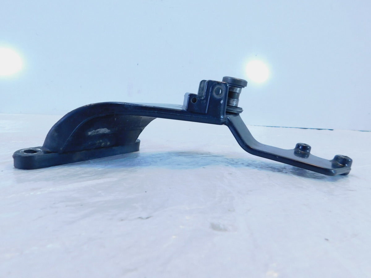 Victory V92 Sport Cruiser V92SC Front Right Footpeg Peg Footrest Mount Bracket - C3 Cycle