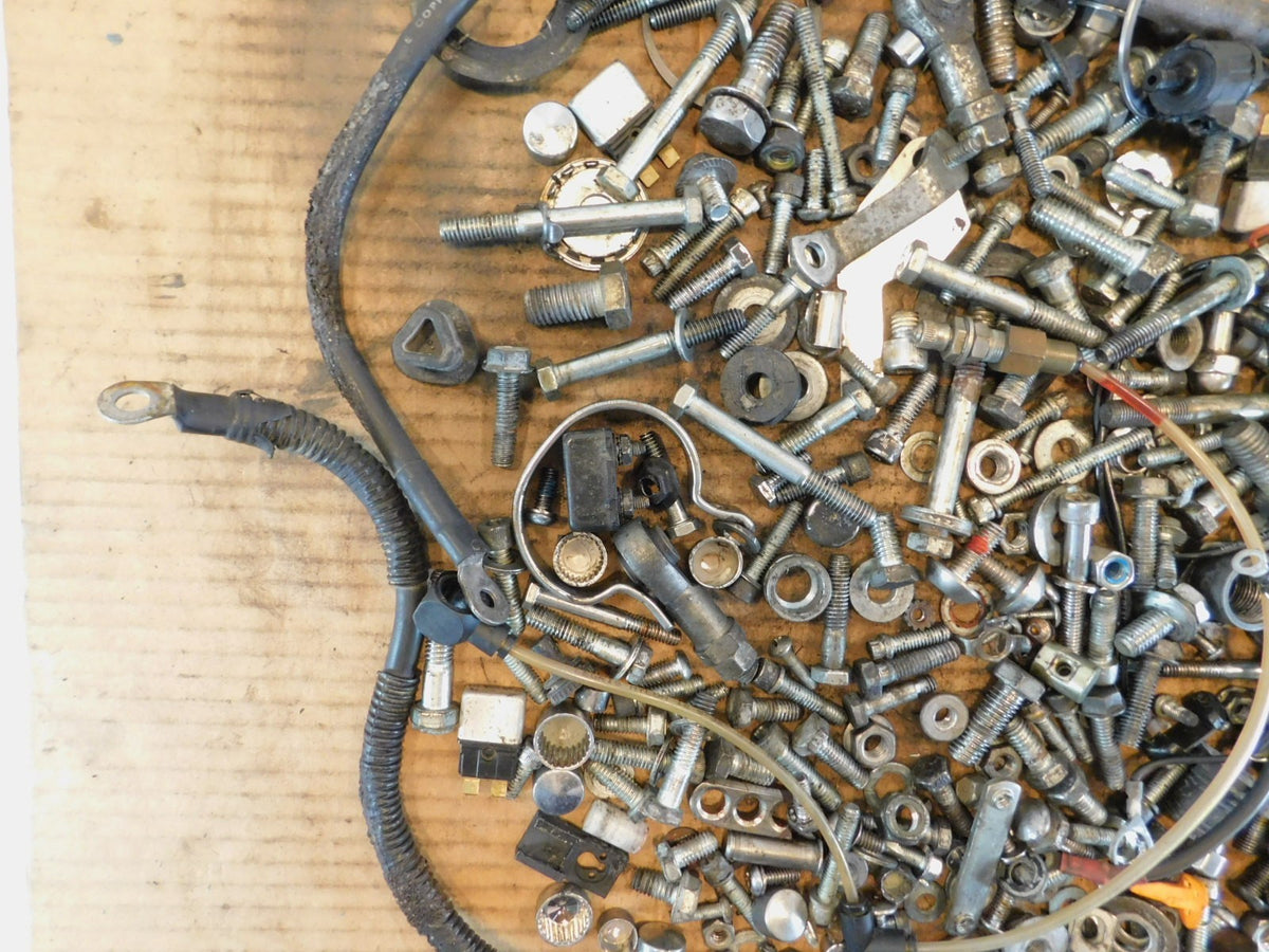1995 95 Harley Davidson Touring Road King FLHR Nuts & Bolts Parts Box Lot - C3 Cycle