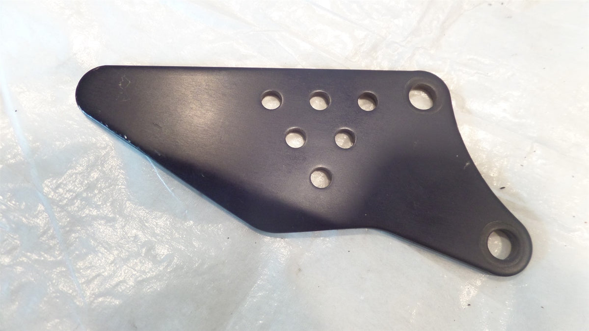 2008 Kawasaki Ninja ZX-6R ZX-600 Front Right Foot Peg Footrest Guard Bracket - C3 Cycle