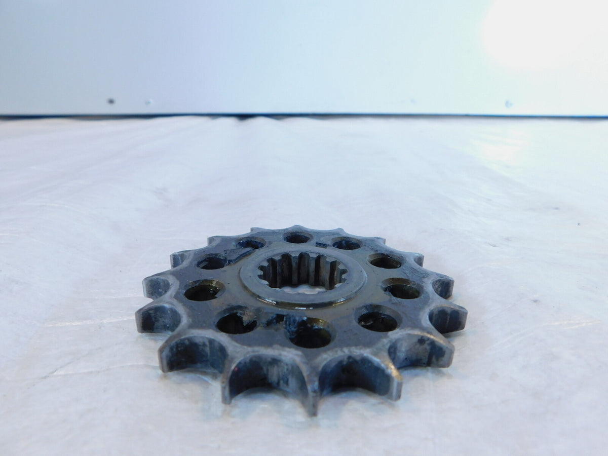 Yamaha YZFR6S YZF R6S & YZFR6 R6 Rear Wheel Chain Drive Front Sprocket Gear 15T - C3 Cycle