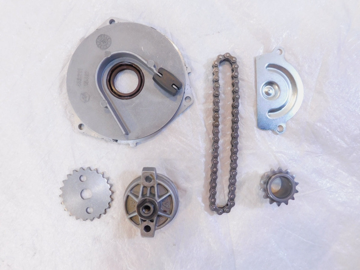 Vespa Primavera & Sprint 50 S LX Engine Motor Oil Pump w/ Chain & Timing Cover - C3 Cycle