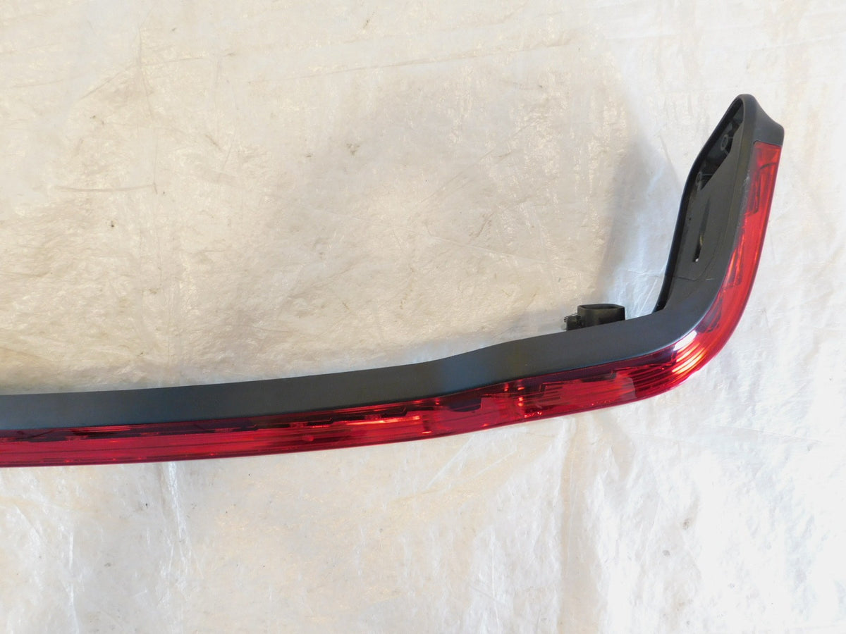Harley Davidson Tri Road & Electra Glide Tour Pak Rear Tail Brake Light Lamp Bar - C3 Cycle