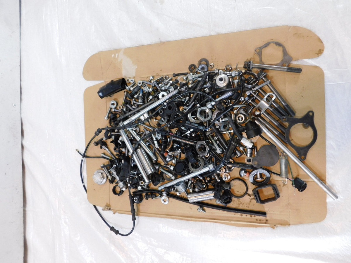 2022 22 Yamaha YZFR7 YZF-R7 R7 Miscellaneous Nuts Bolts & Brackets Parts Box Lot - C3 Cycle