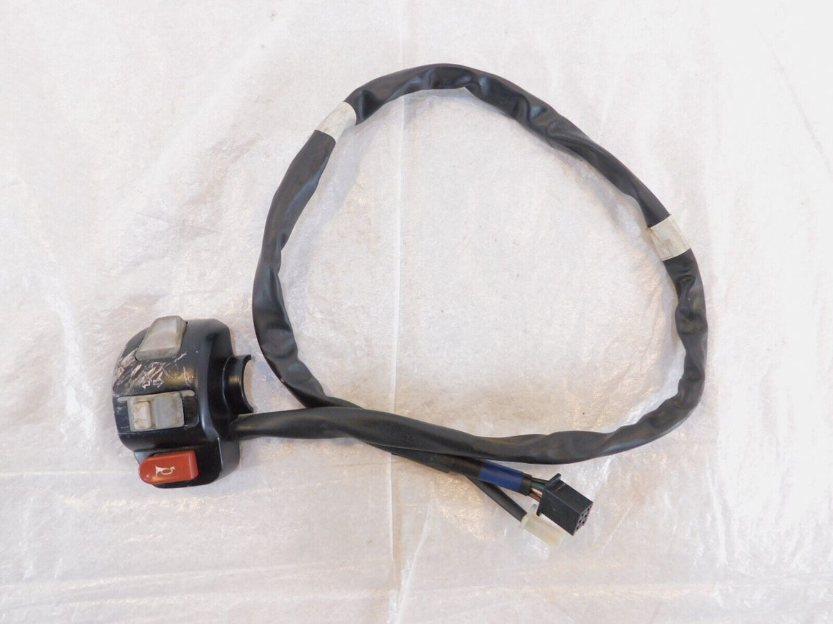 Yamaha YW50 Zuma 50 50F 50FX Front Left Handlebar Indicator Turn Signal Switches - C3 Cycle