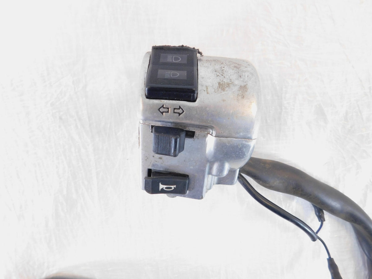 Honda Shadow 1100 VT1100C2 Sabre Left Turn Signal & Horn Handlebar Switches - C3 Cycle