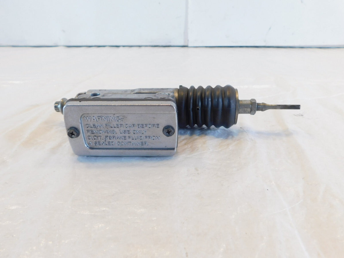 Harley Davidson Sportster 883 & 1200 Rear Right Brake Master Cylinder Reservoir