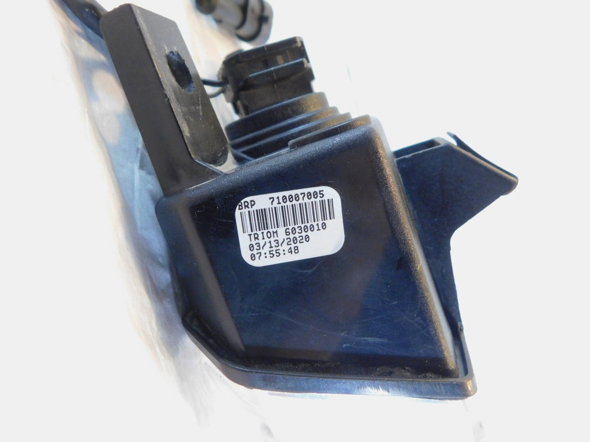 Can-Am Spyder F3 F3-S F3-T RT Limited LTD STD Cargo Reverse Back-Up Light Unit - C3 Cycle