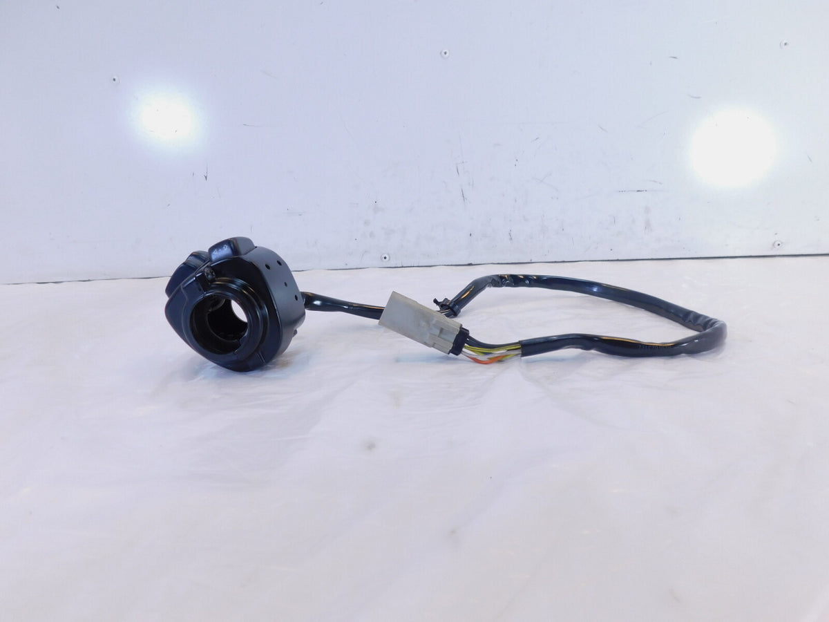 Harley Davidson Softail Dyna Sportster Left Handlebar Horn Turn Signal Switches - C3 Cycle