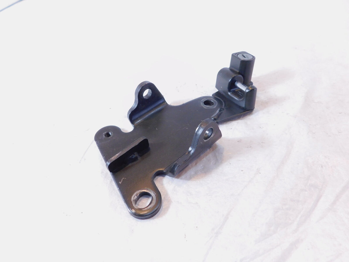Honda 1300 VTX1300C VTX1300R VTX1300S VTX1300T Seat Lock & Mount Bracket -No Key - C3 Cycle