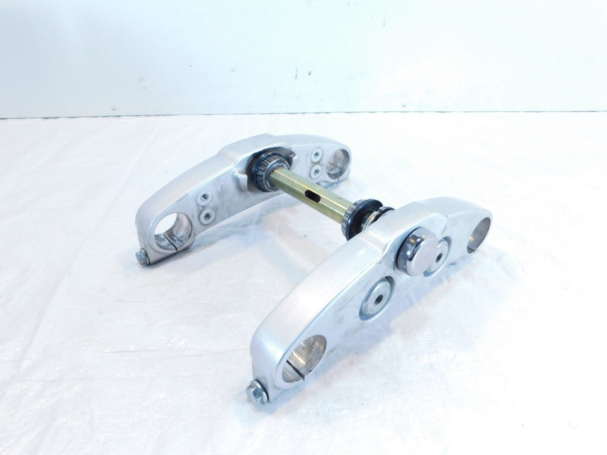 2002-2006 Victory V92 Deluxe & Touring Cruiser Fork Triple Tree Bracket Clamp - C3 Cycle