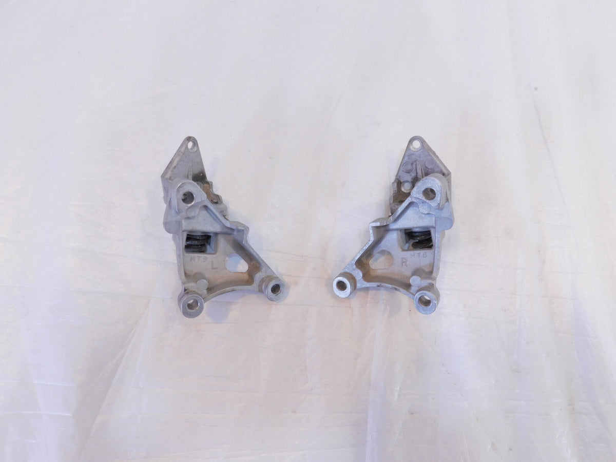 Honda 1500 Goldwing Left/Right Fairing Cowling Cowl Mirror Mount Bracket Hinges