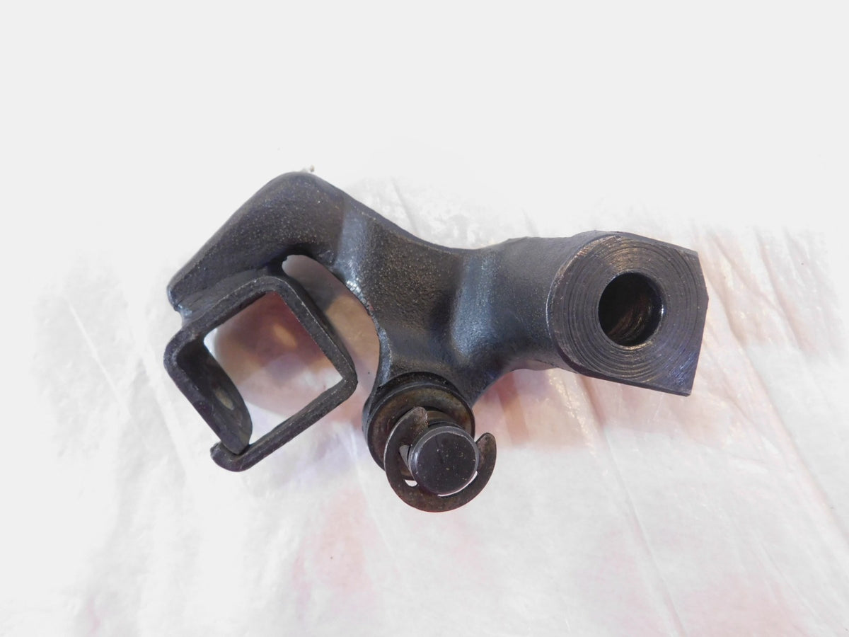 1982-1983 Yamaha XJ750J Maxim 750 Front Right Main Rider Footrest Footpeg Mount - C3 Cycle