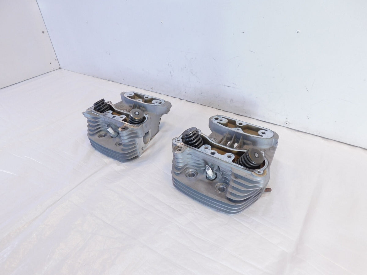 Harley Davidson Sportster 883 Engine Motor Cylinder Heads Springs & Valves - C3 Cycle