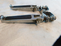 Harley Electra Glide Street Glide Road King Highway Footrest Pegs & Mount Clamps