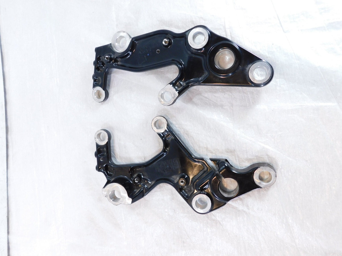 22-25 Harley Sportster Nightster Special RH975 Left Right Frame Mount Brackets - C3 Cycle