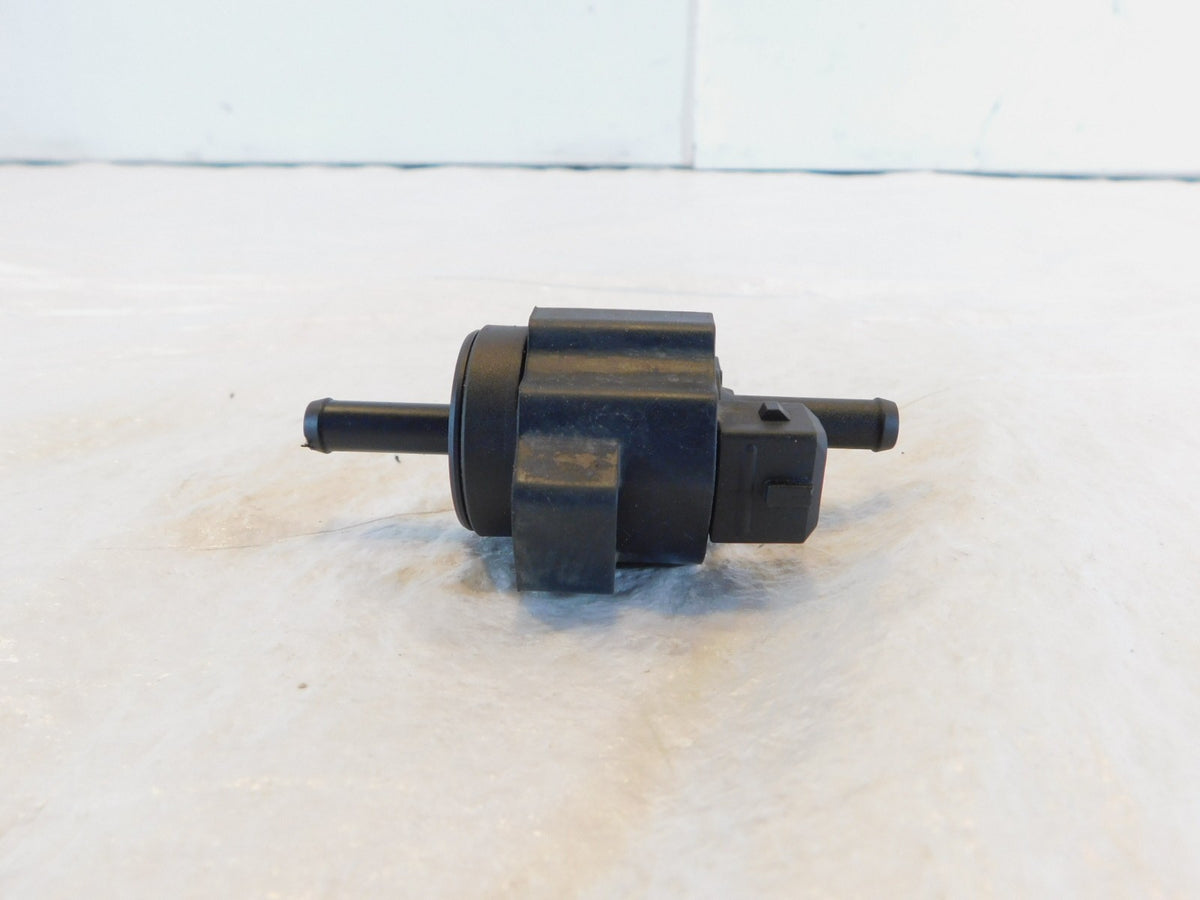 BMW R1250R R1250GS Adventure & R1250RT Petrol Gas Fuel Tank Breather Purge Valve - C3 Cycle