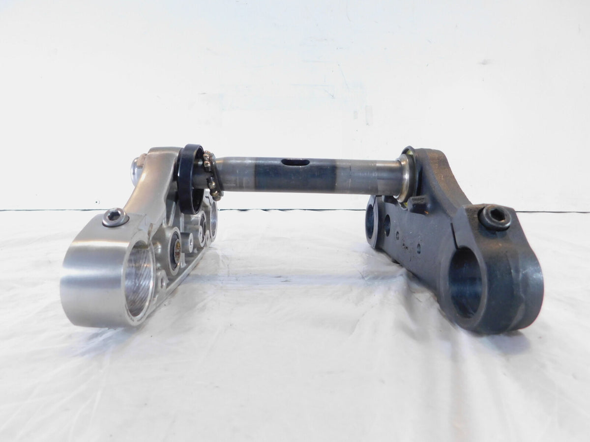 Suzuki Boulevard C50 VL800 M50 VZ800 Front Upper & Lower Steering Triple Tree - C3 Cycle