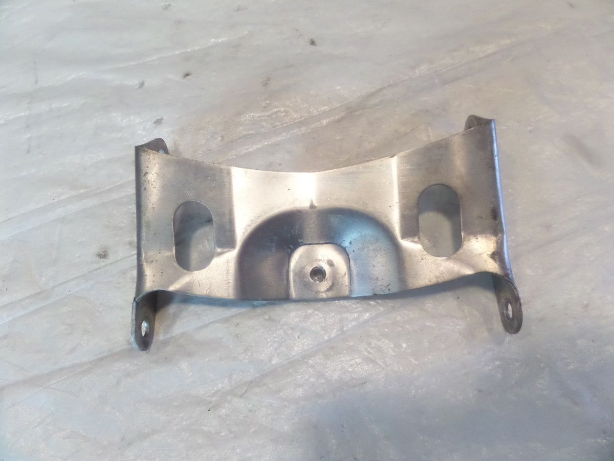 Suzuki GSX-R600 GSX-R750 GSX-R1000 Rear Back Seat Rail Connector Bracket