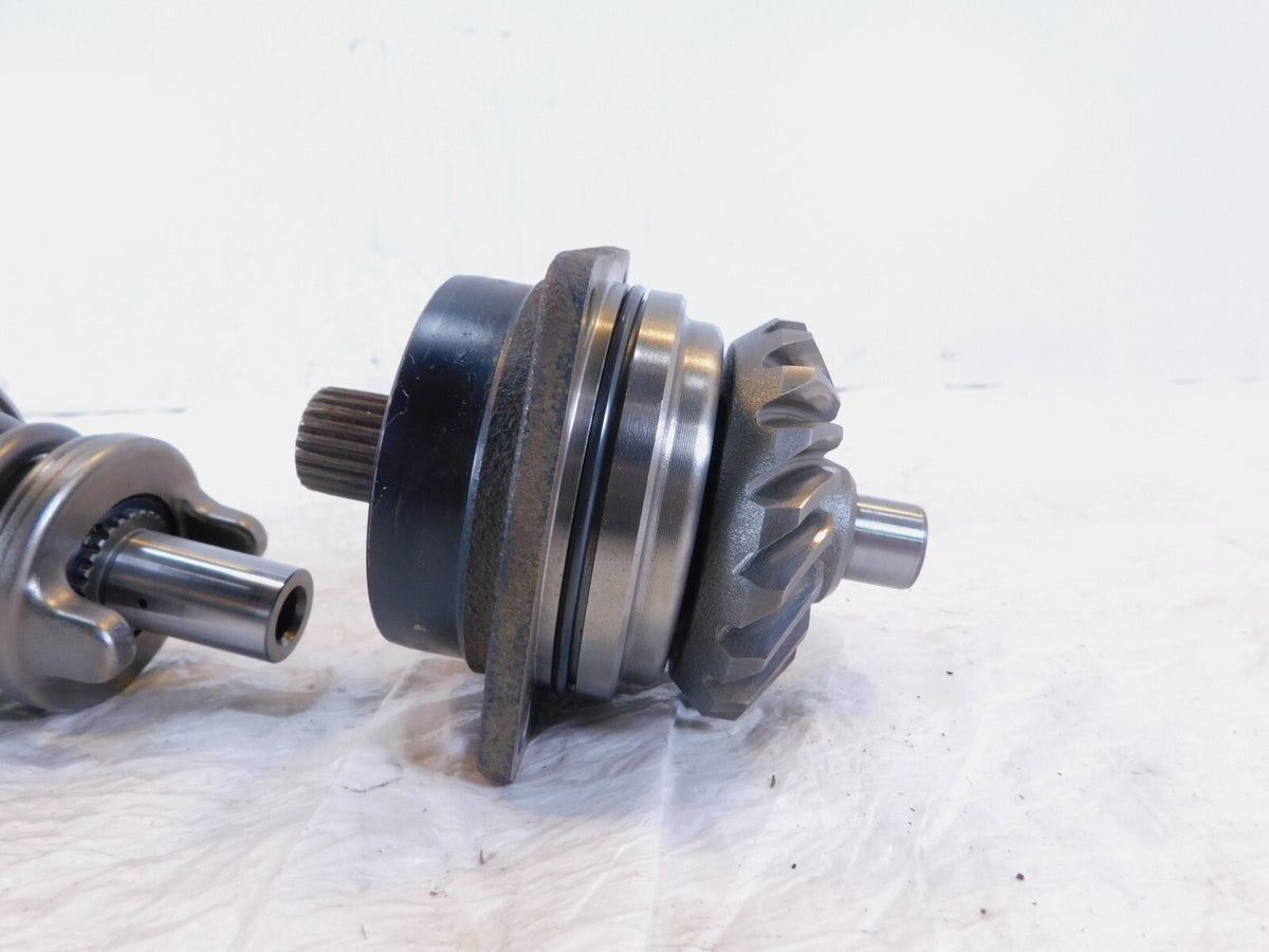 86-87 Honda VT700 VT700C Shadow 700 Rear Differential Final Drive Cross Shaft - C3 Cycle