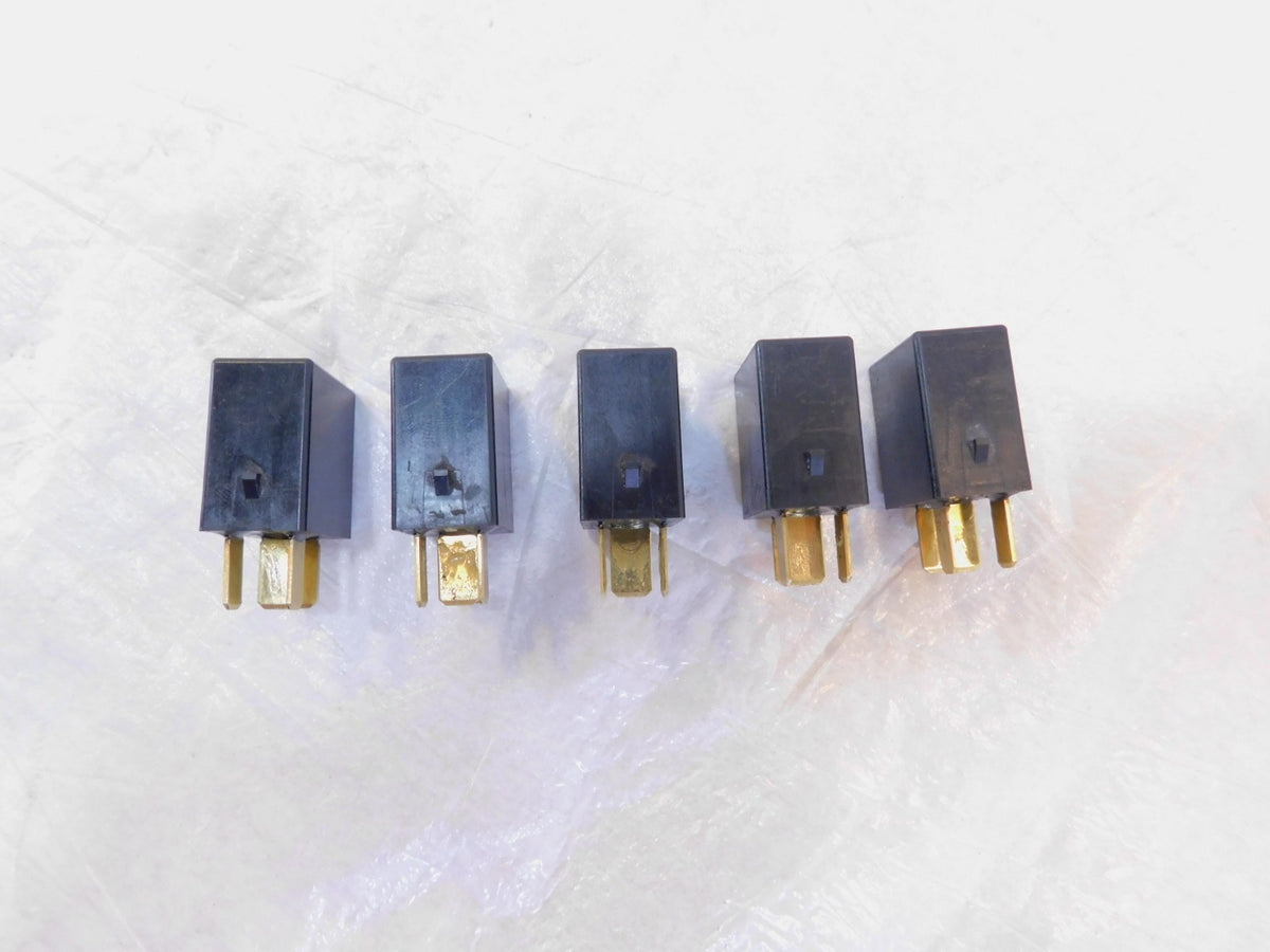 2013-2016 Triumph Street Triple Miscellaneous Electrical Fuse Contact Relay Lot - C3 Cycle