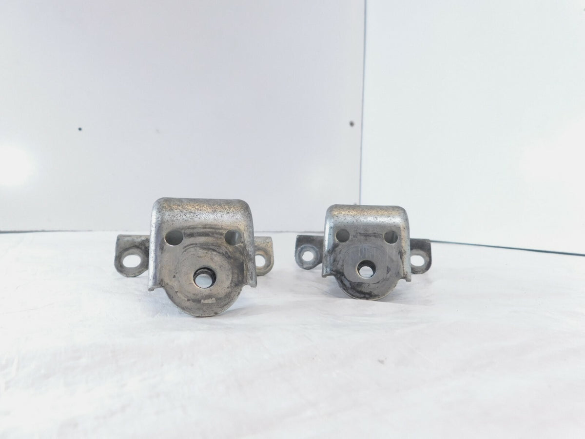 05-15 Yamaha Majesty 400 YP400 Left/Right Rear Footrest Footboard Bracket Mount - C3 Cycle