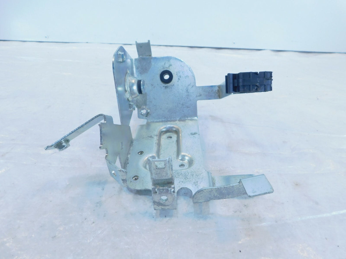 Piaggio Liberty 125 150 IGET ABS Brake Pump Support Box Holder Tray Bracket I.P - C3 Cycle