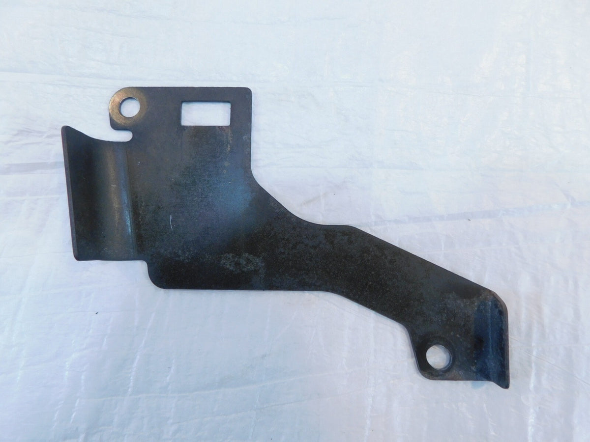 Yamaha V-Star 1100 Classic Custom Silverado Side Cover Mount Bracket Guide Plate - C3 Cycle