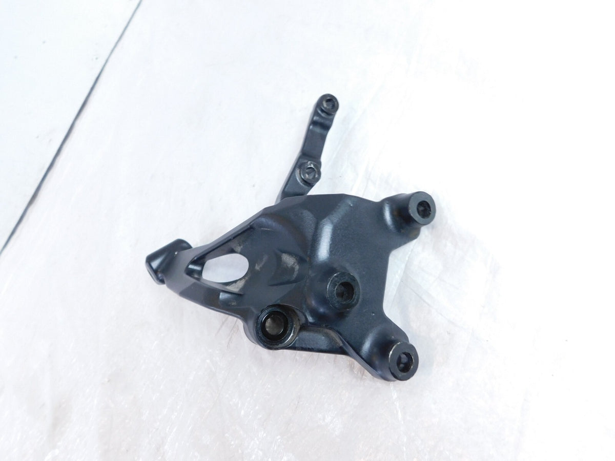 22-25 Harley Davidson Sportster Nightster Special RH975  Exhaust Mount Bracket - C3 Cycle