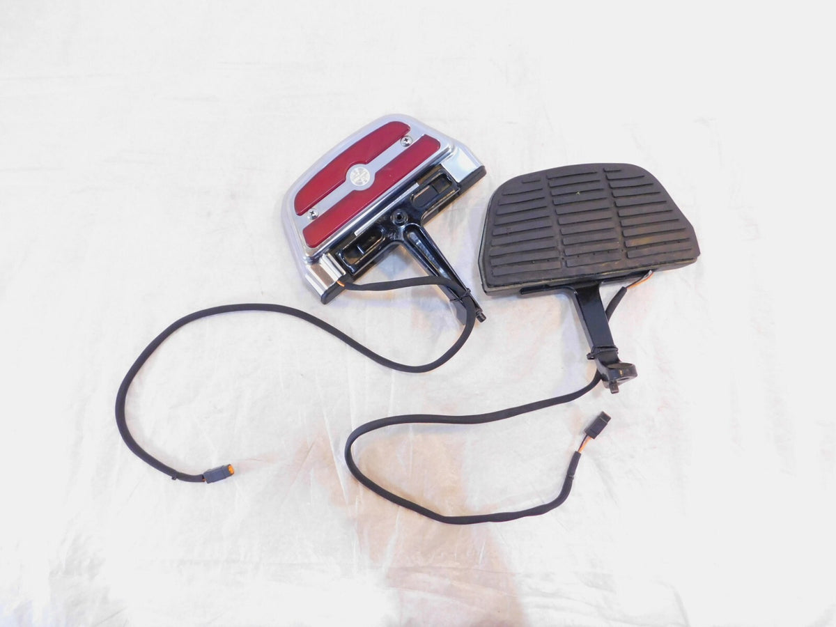 Harley Davidson Road King Electra Glide Left Right Passenger Footrest Footboards - C3 Cycle