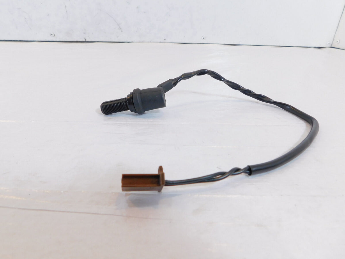 1991-1995 Yamaha FZR1000 YZF1000 Rear Stop Light Lamp Brake Pedal Sensor Switch - C3 Cycle