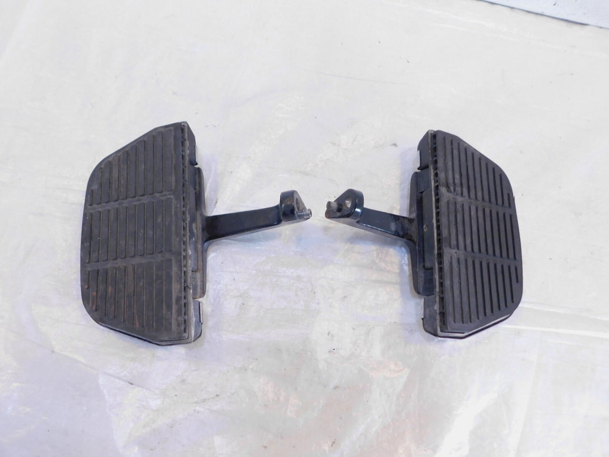 Harley Davidson Road King Electra Glide Passenger Footboard Floorboard & Bracket - C3 Cycle