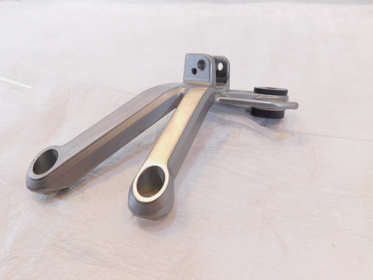 Suzuki Bandit 1200 GSF1200 Rear Right Passenger Footpeg Footrest Mount Bracket - C3 Cycle