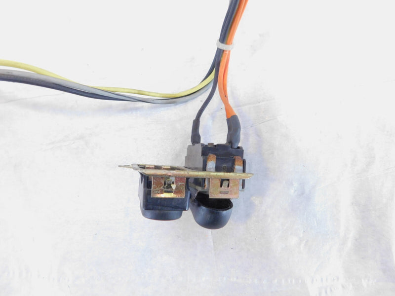 Harley Touring Electra Glide Ultra Classic Spot Lamp Accessory Control Switches