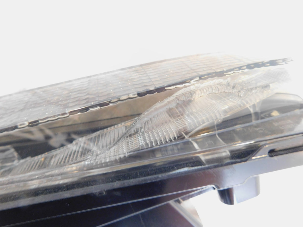 09-13 Harley CVO Street & Road Glide Rear Right Turn Signal Indicator -Damage - C3 Cycle