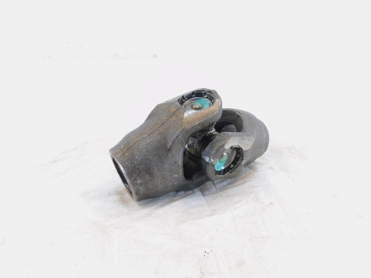 Honda VTX1300 VTX1300S VTX1300R VTX1800 & VTX1800R Rear Driveshaft Joint Yoke - C3 Cycle