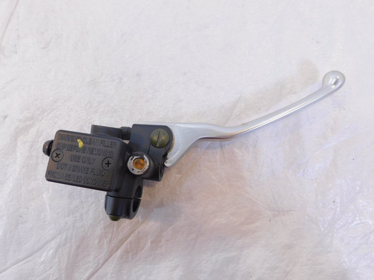 Piaggio Vespa Primavera & Sprint 50 Front Brake Hand Control Master Cylinder - C3 Cycle