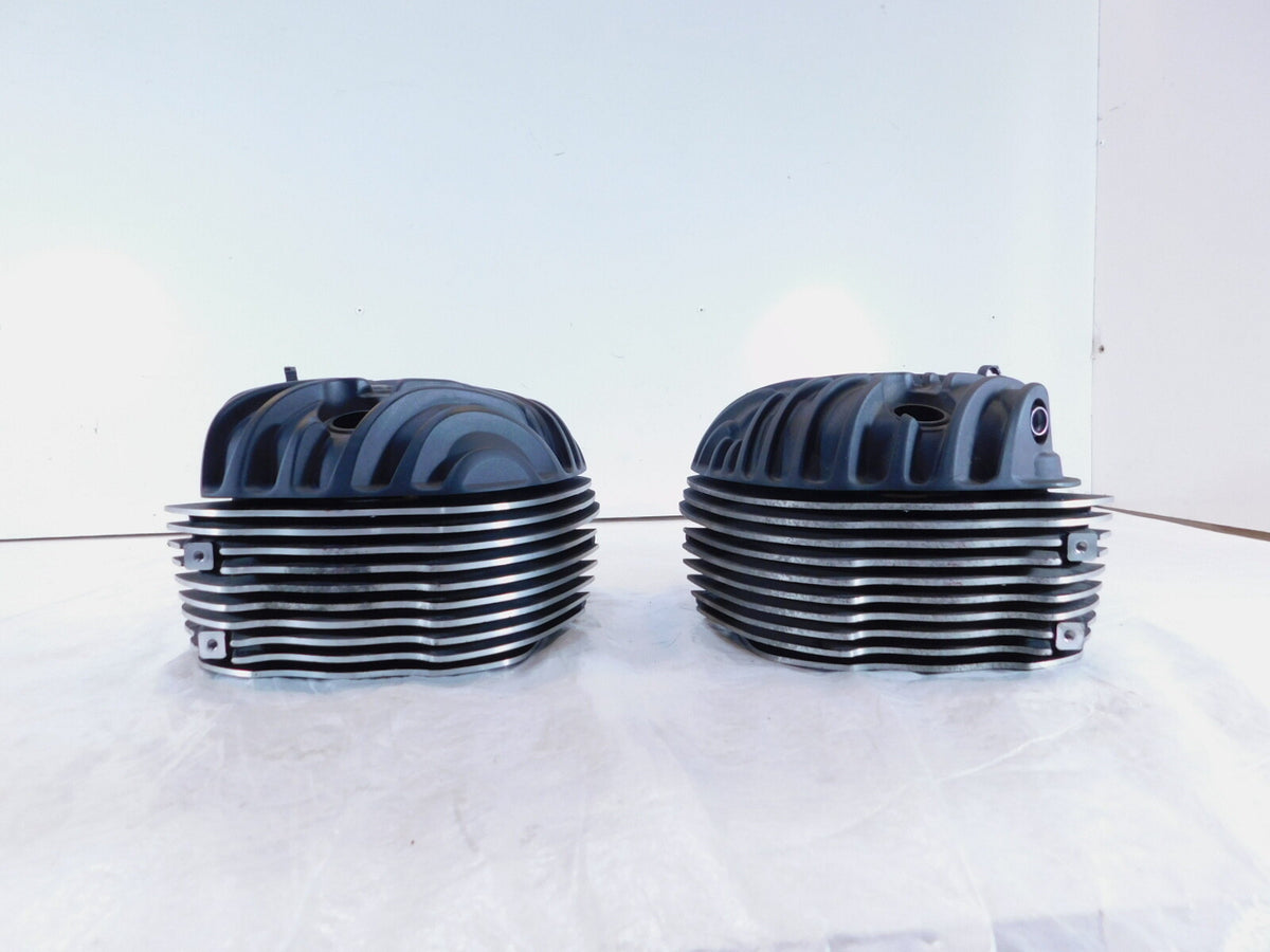 Indian Chief Chieftain Roadmaster Front/Rear Cylinder Head Valves & Black Covers - C3 Cycle