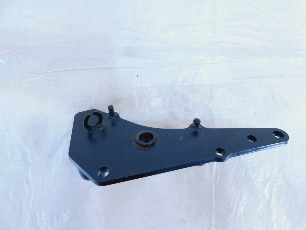 96-04 Kawasaki Vulcan VN1500 1500 Classic Right Footrest Floorboard Holder Mount - C3 Cycle