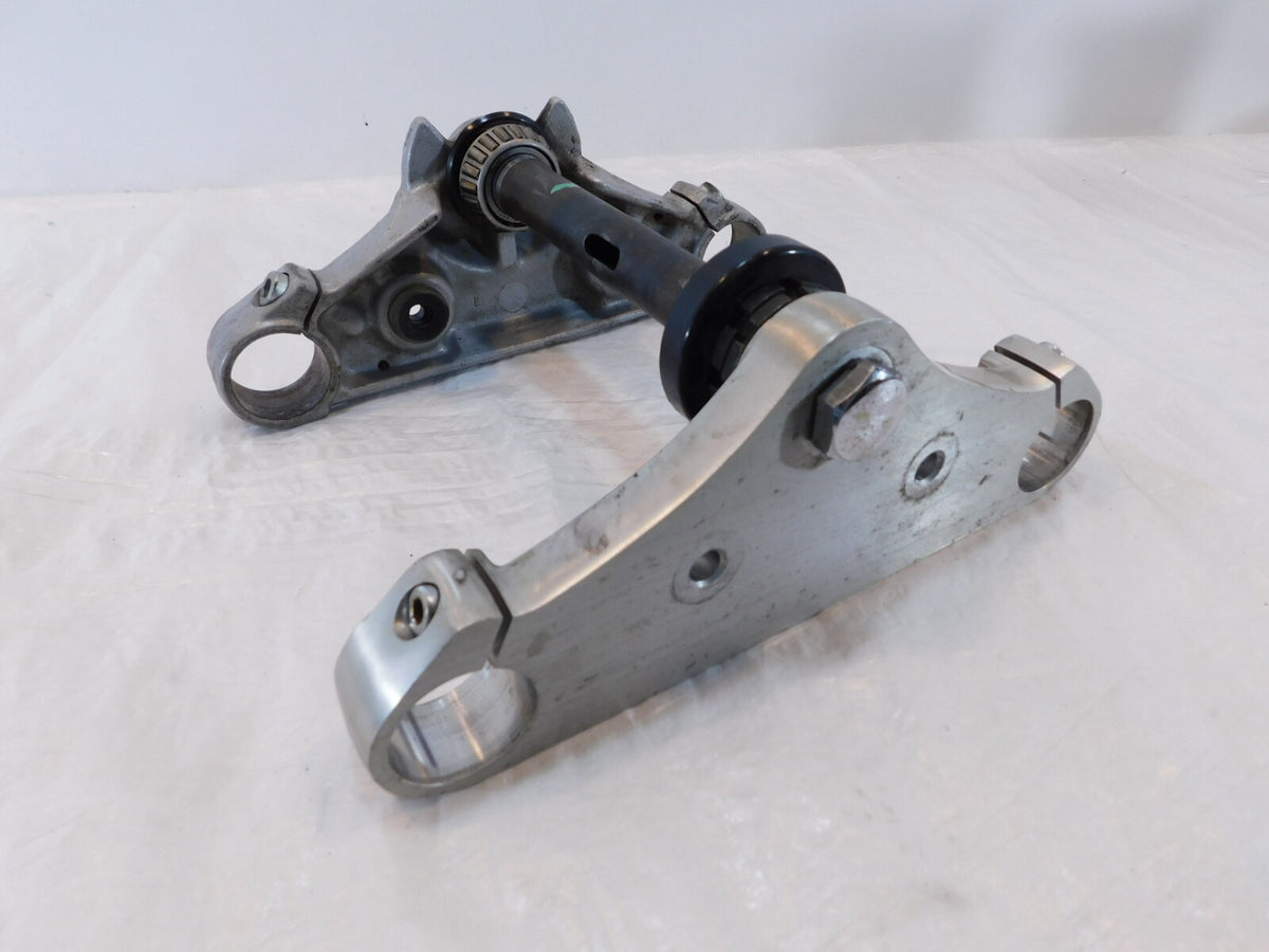 Kawasaki VN800 & VN1500 Vulcan 800 & 1500 Classic Front Fork Triple Tree Bracket