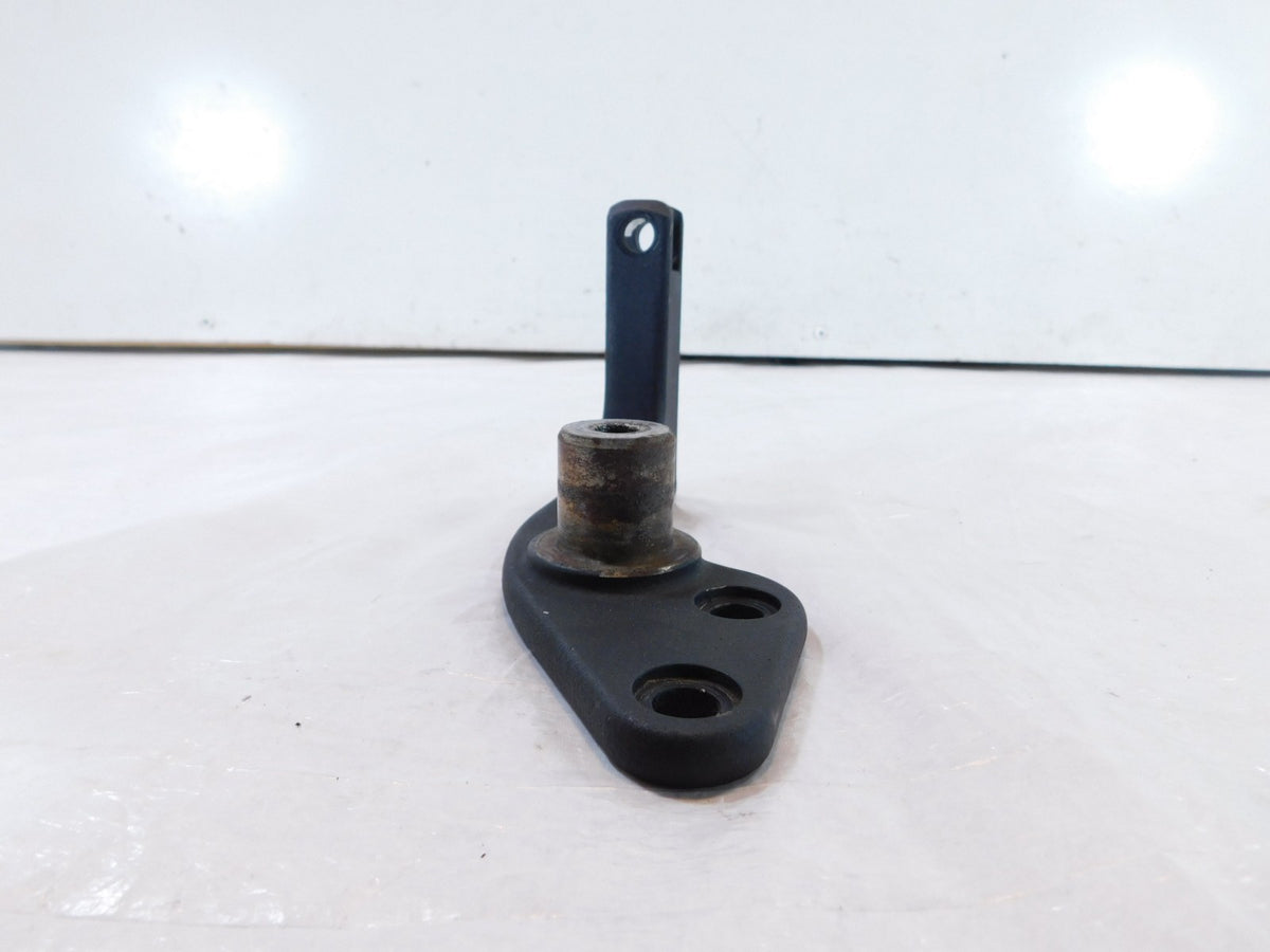 1993-2002 Harley Davidson Dyna Wide Glide Right Forward Controls Mount Bracket - C3 Cycle