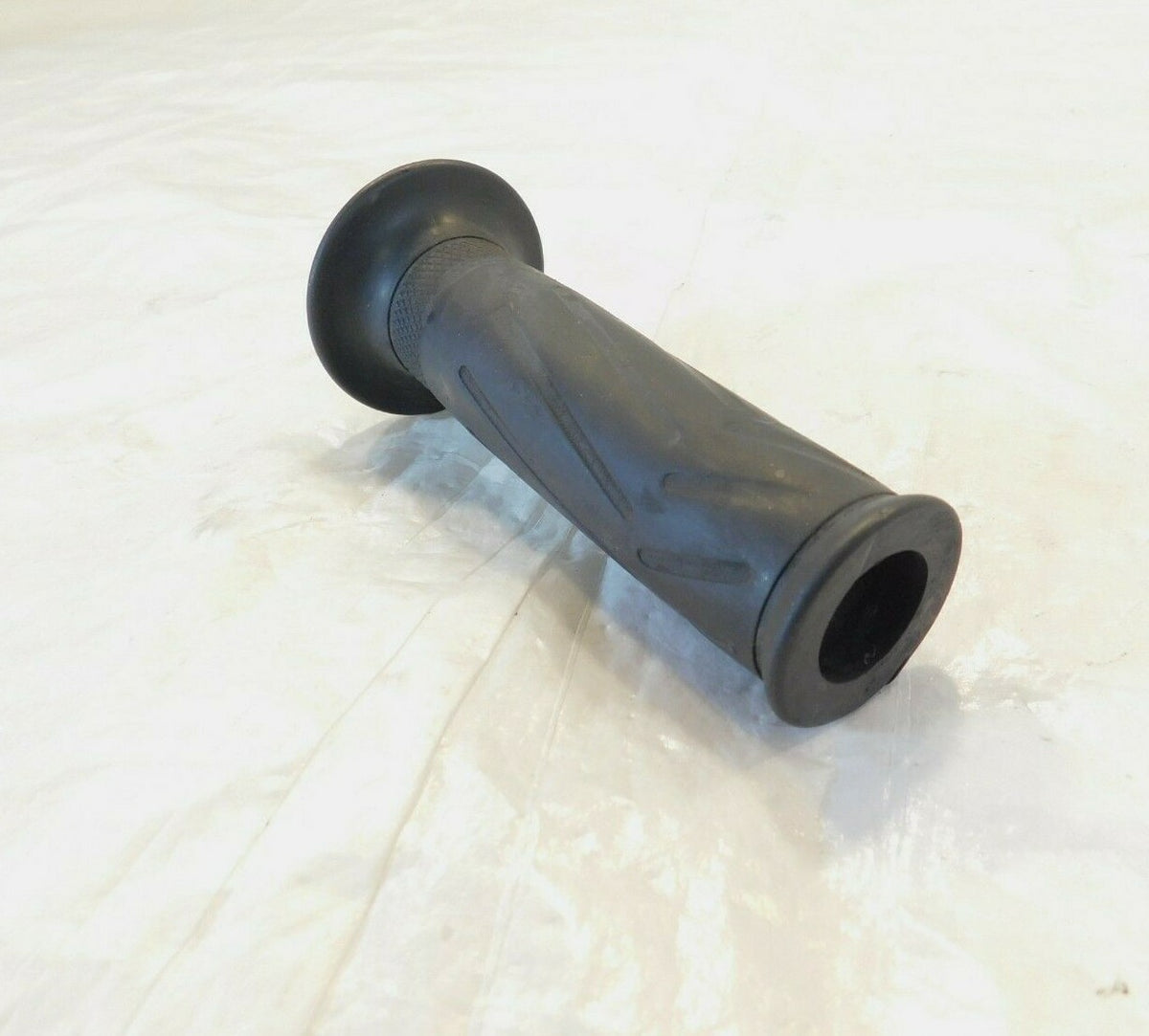 Yamaha FZ1 FZ6 FZ6R FZ09 & YZF-R1 YZFR1 R1 V-Max Left Handlebar Handle Bar Grip - C3 Cycle