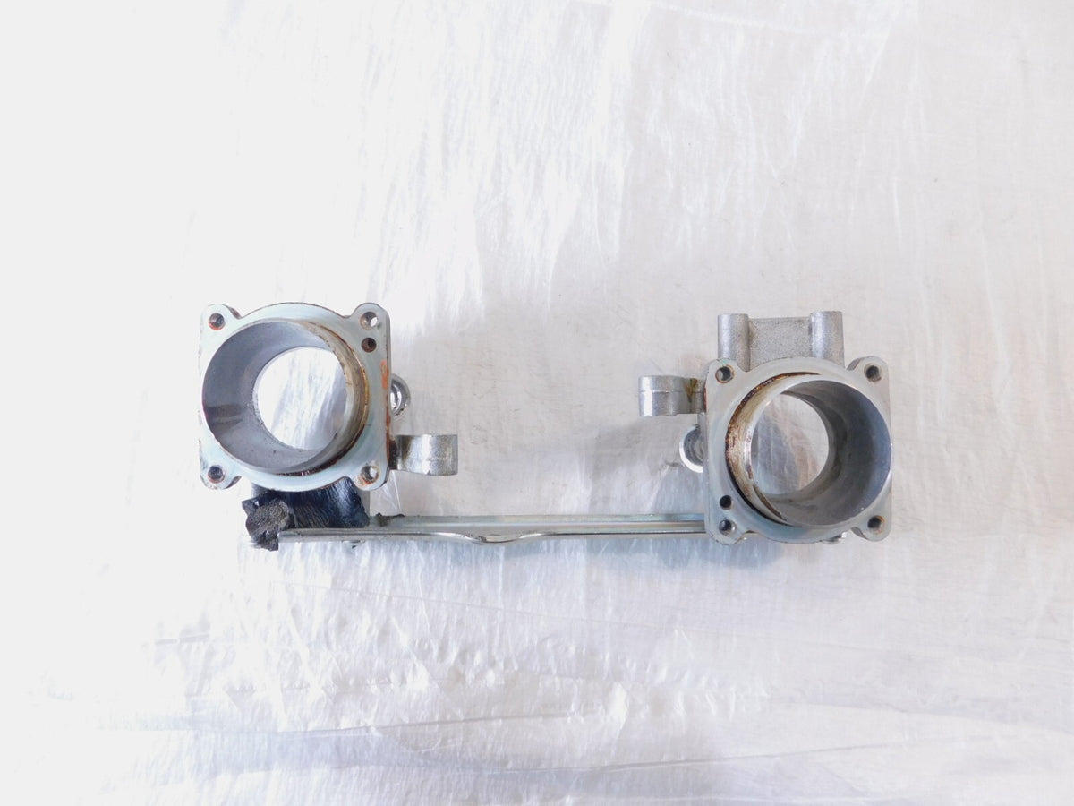 2007-2016 Aprilia Dorsoduro Shiver 750 SL750 Throttle Body Intake Manifold Union