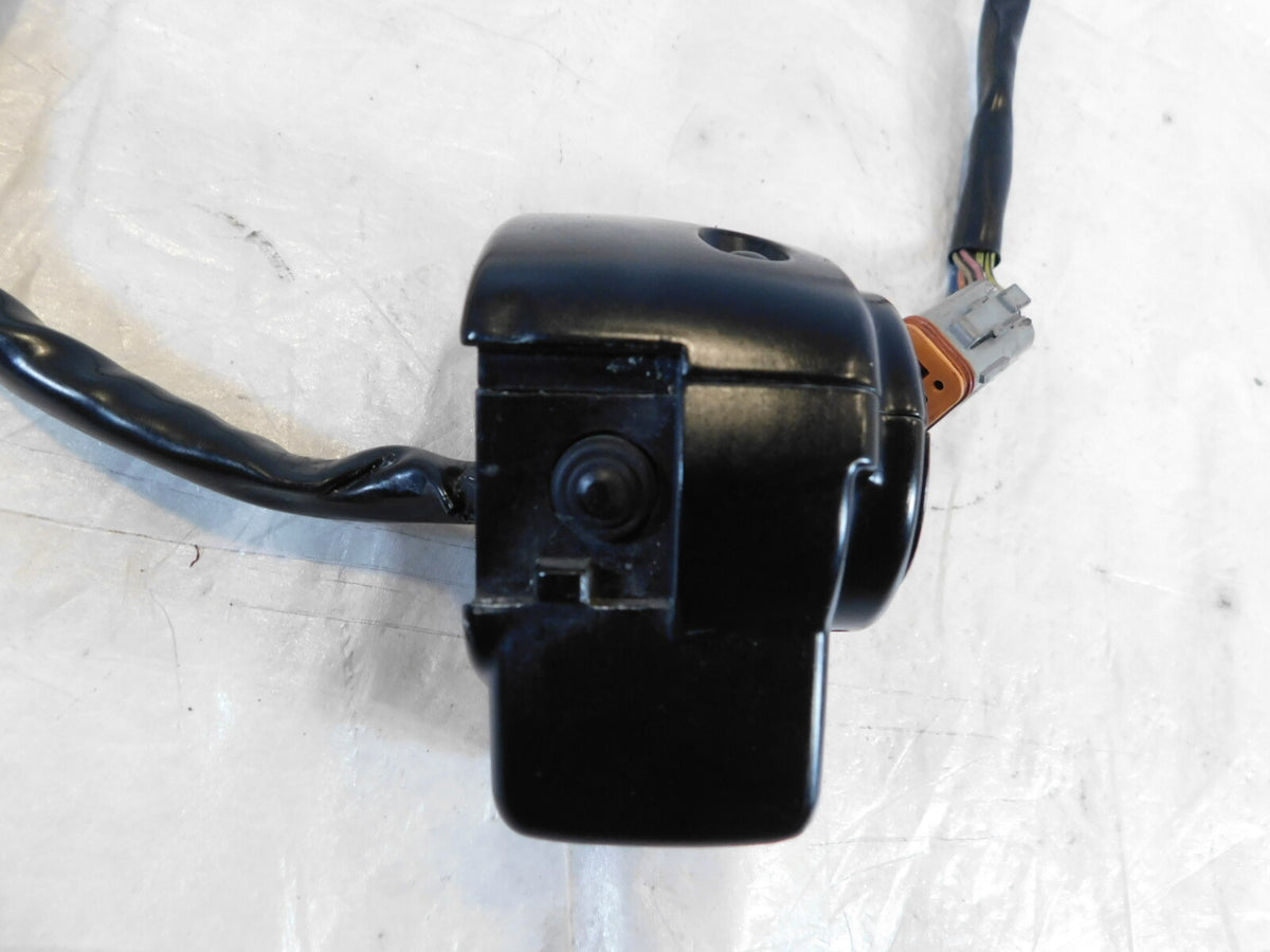 Harley Davidson Electra Glide Ultra Left Handlebar Speaker Volume & CB Switches - C3 Cycle
