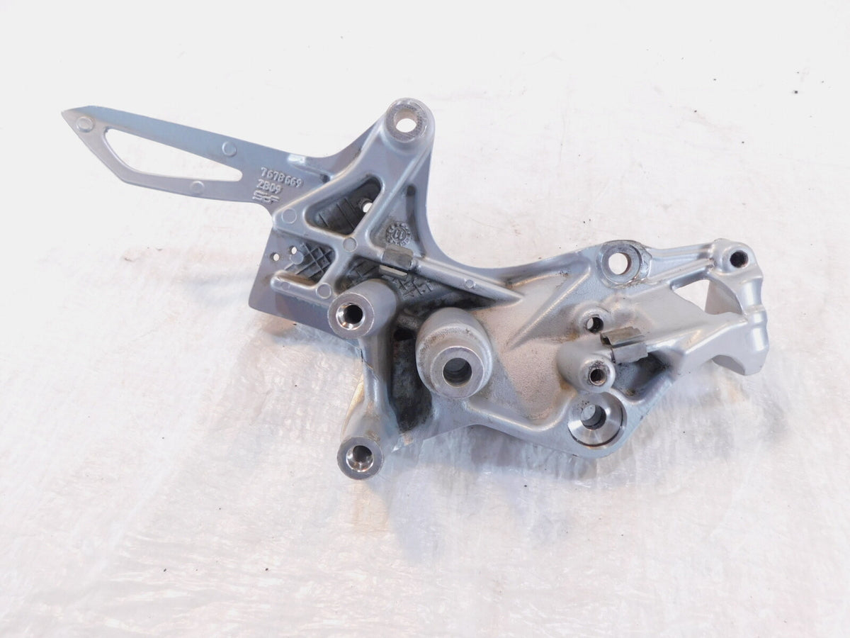 BMW F800 F800R F800S F800ST Right Front Footrest Foot Peg Bracket Mount Stay - C3 Cycle