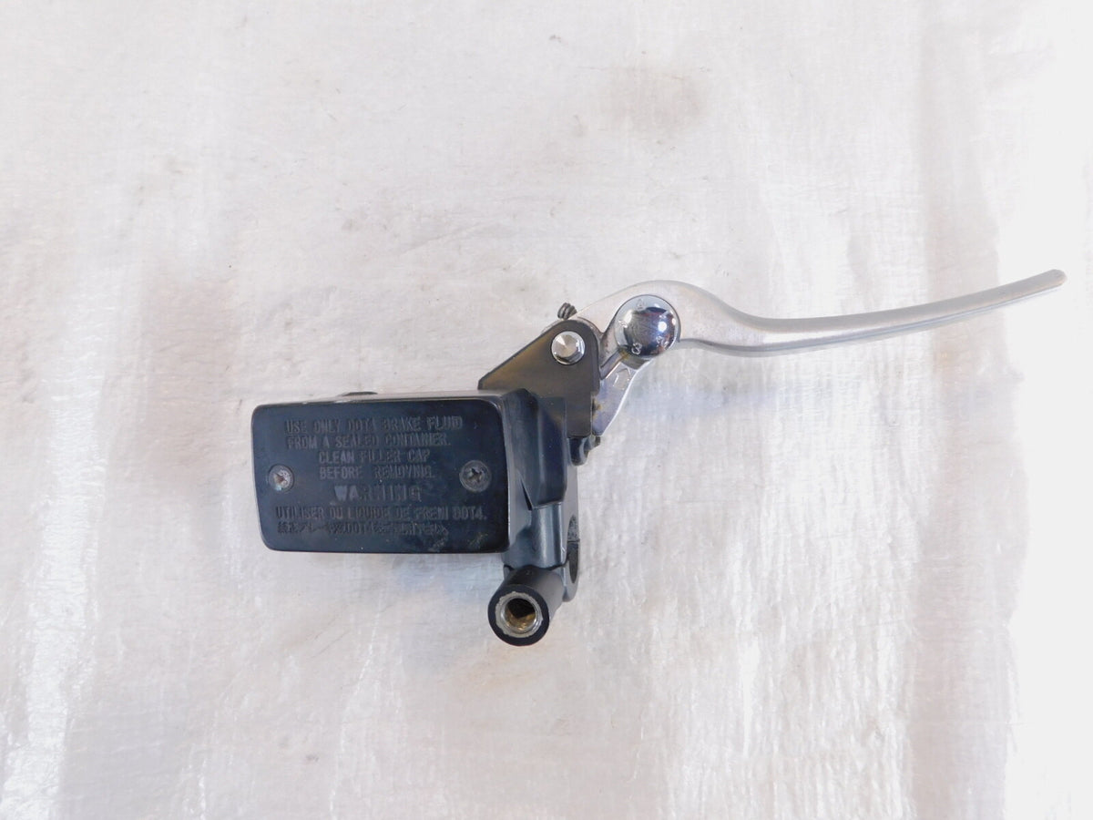 Suzuki GW250 Inazuma 250 L3 L4 L5 L7 Front Right Handlebar Brake Master Cylinder - C3 Cycle