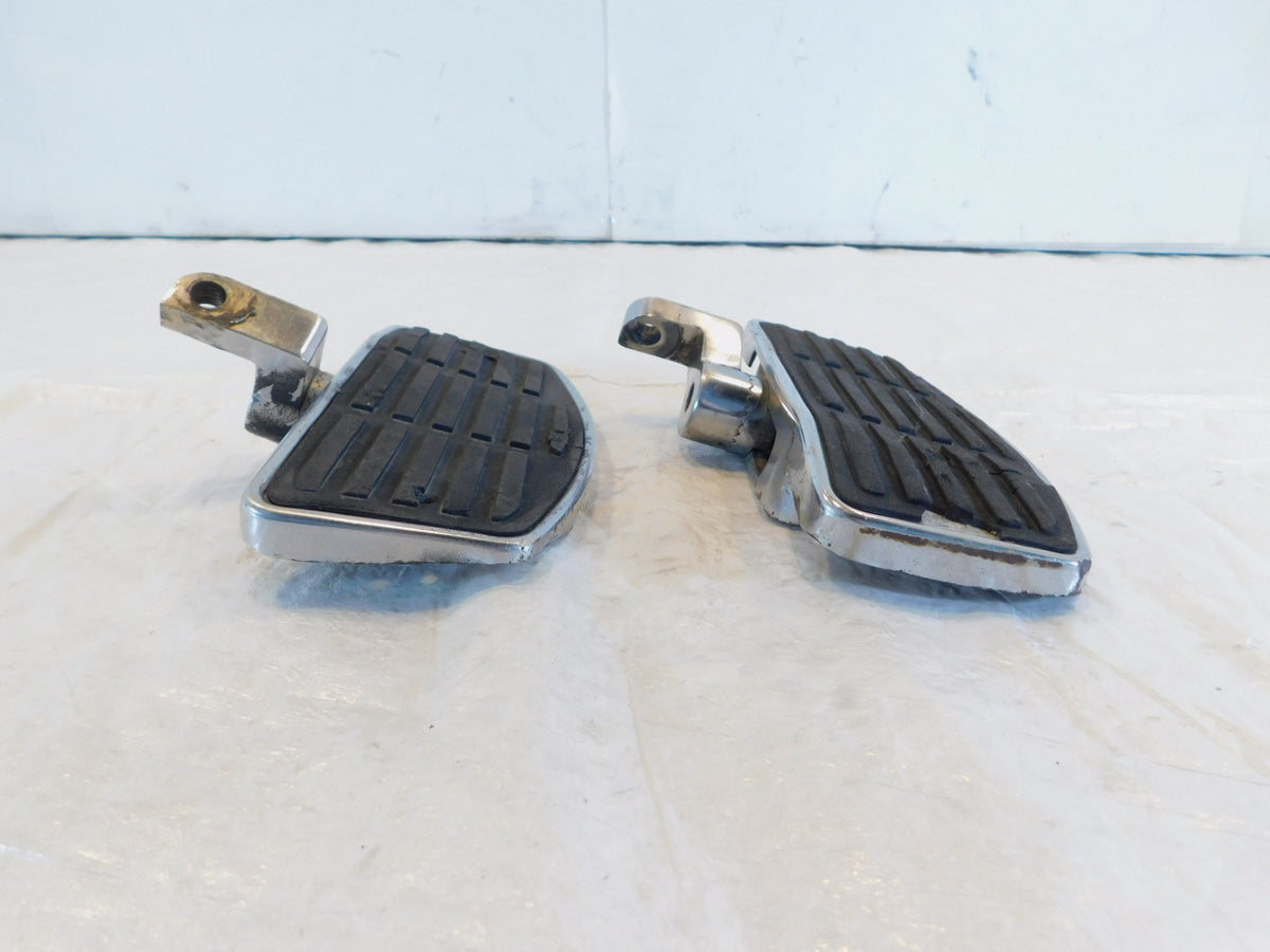 Pair Harley Davidson Touring Dyna Sportster & Softail Chrome Footboard / Footpeg - C3 Cycle