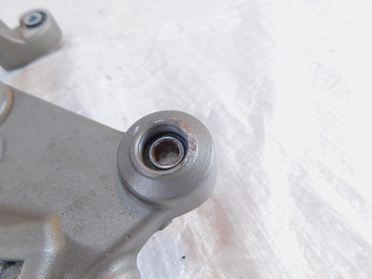 07-09 Aprilia Shiver 750 SL750 Gray Right Side Footrest Foot Peg Mount Bracket