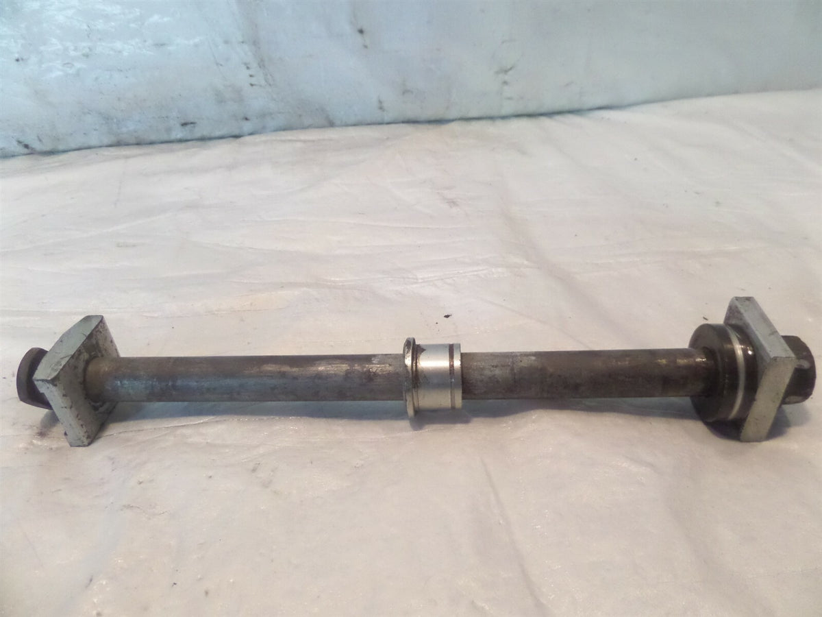 Triumph Daytona 955i & Tiger 1050 SE & Speed Four Rear Wheel Axle Bolt Shaft