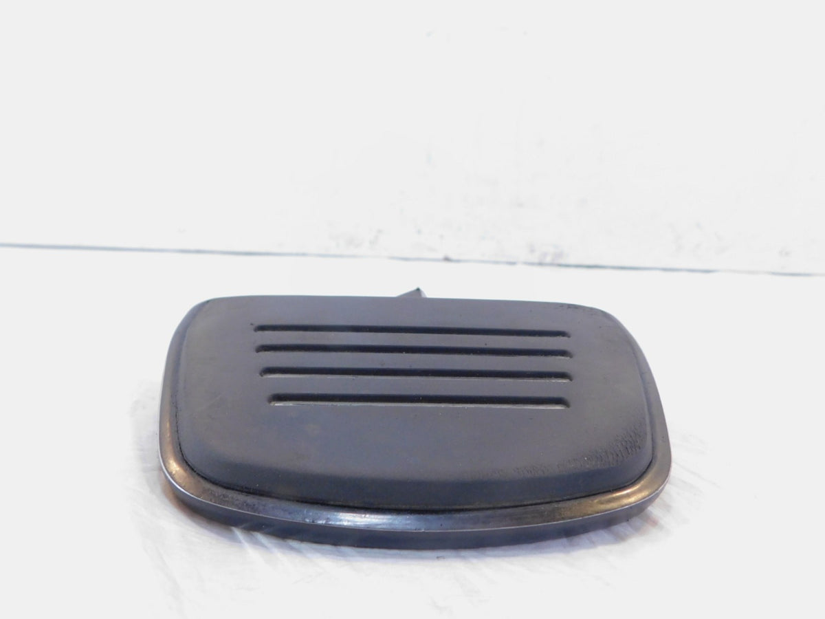 One Harley Davidson Touring Dyna Sportster & Softail Black Footboard / Footpeg - C3 Cycle