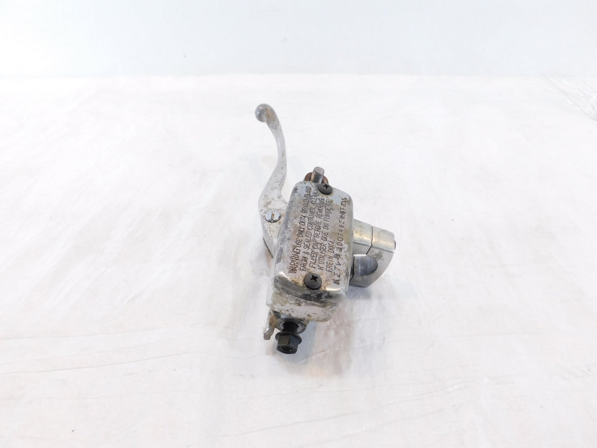 Honda VTX1300C VTX1300R OEM Right Handlebar Front Brake Master Cylinder w/ Lever